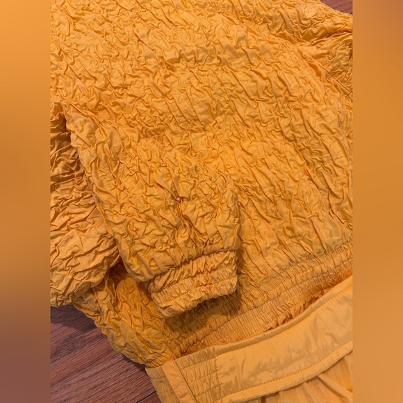 Vintage Women's yellow SKEA ski suit - Picture 8 of 9